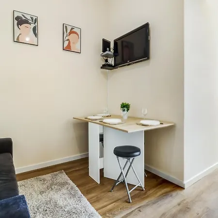 Apartment Charming Ii *